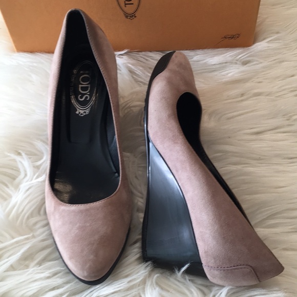 Tod’s Taupe Suede “Wedge Décolleté” Heel